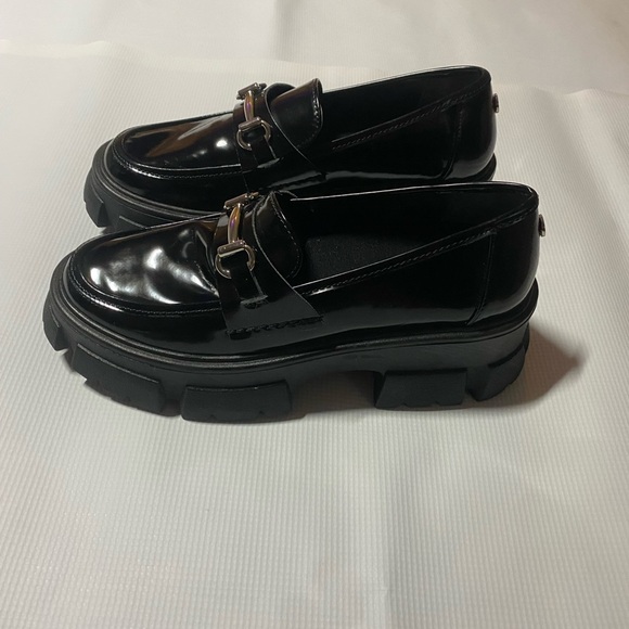 Steve Madden Shoes - Steve Madden
Women's Trifecta Lug-Sole Platform Loafers